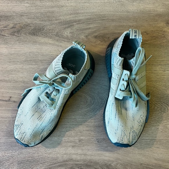 Adidas NMD R1 PK | Size 38 - Picture 2 of 10